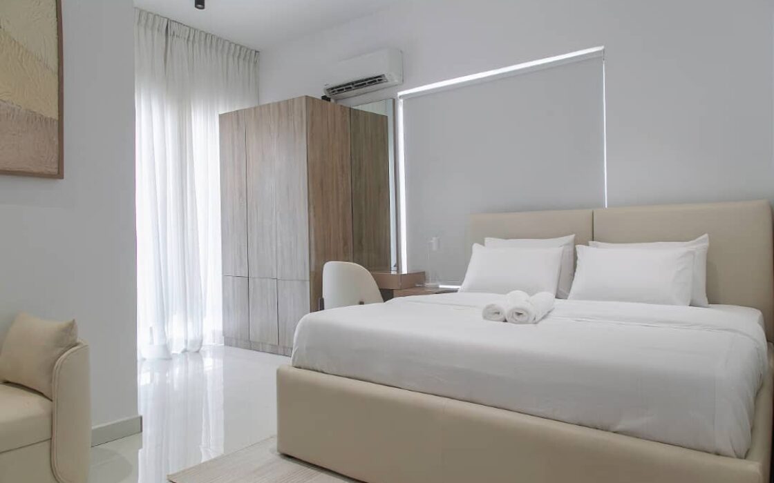Premium 2-Bedroom Seaview Penthouse Apartment