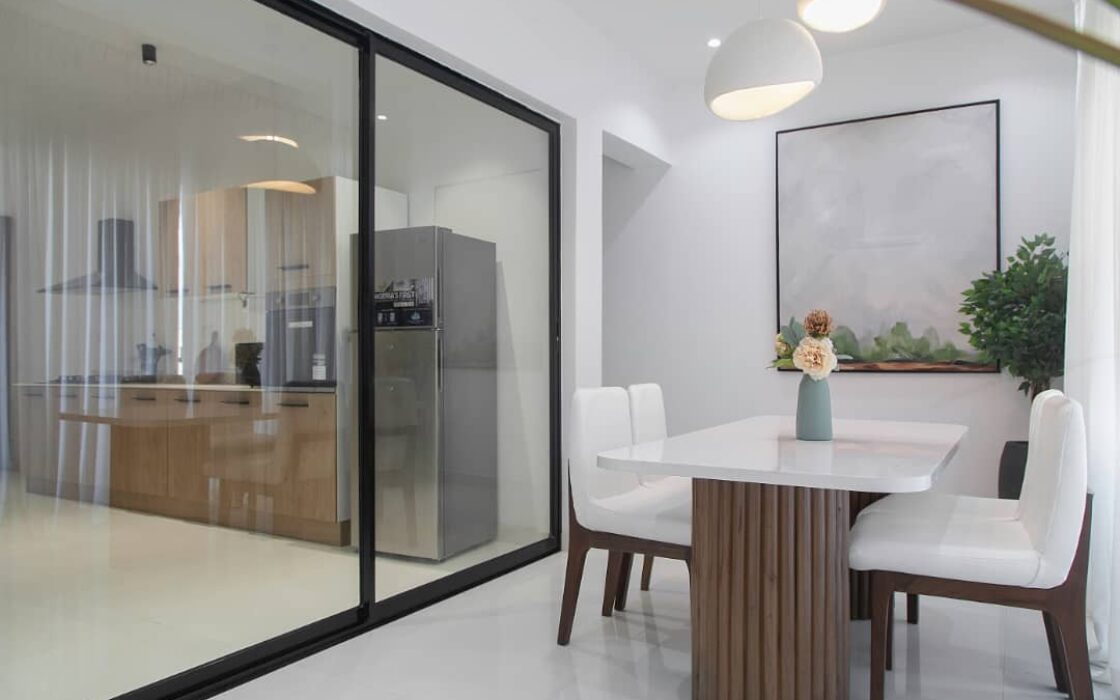 Premium 2-Bedroom Seaview Penthouse Apartment