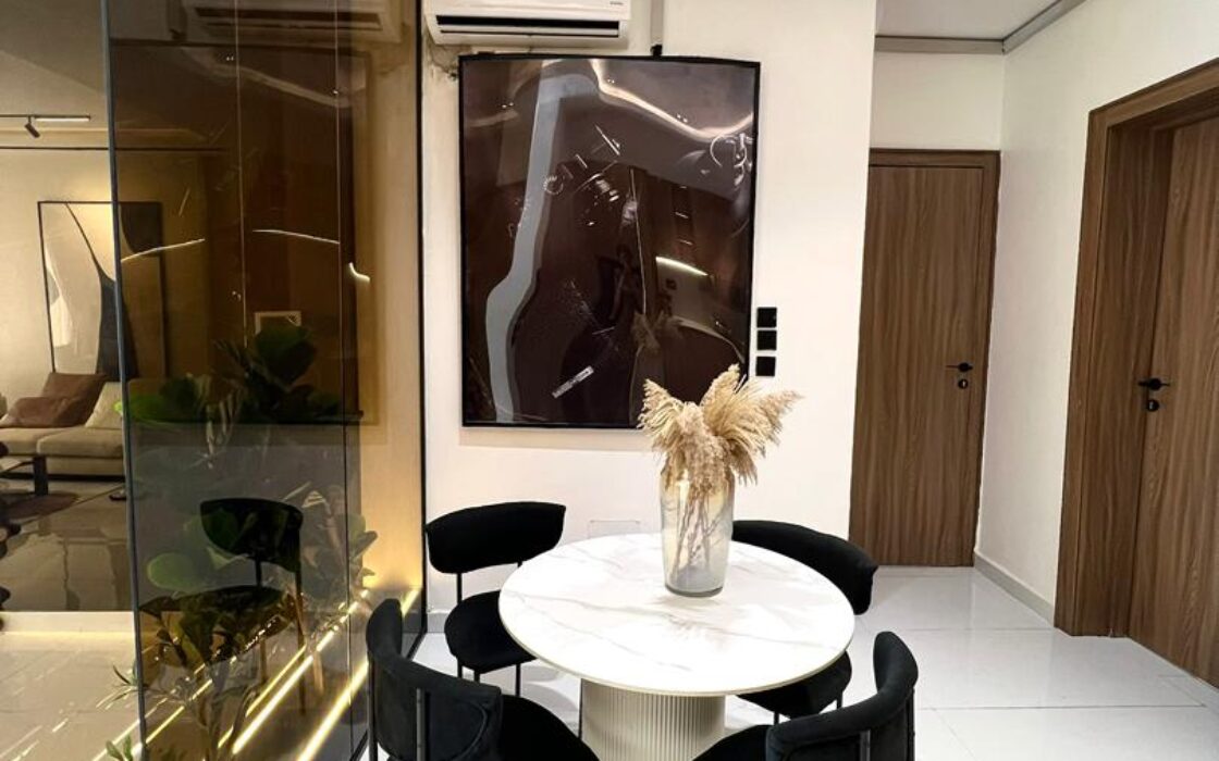 Exquisite 2-bedroom Apartment fully furnished and serviced with best experience