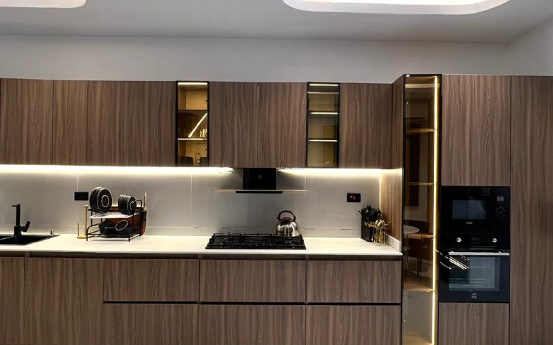 Exquisite 2-bedroom Apartment fully furnished and serviced with best experience