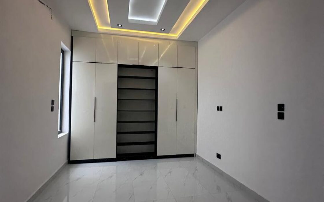 Spacious 5-bedroom Detached House With Pool And BQ fully finished