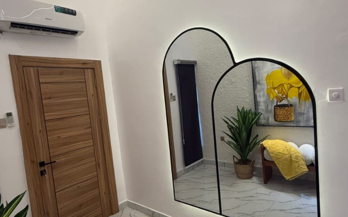 4 Bedroom Staycation Duplex Apartment