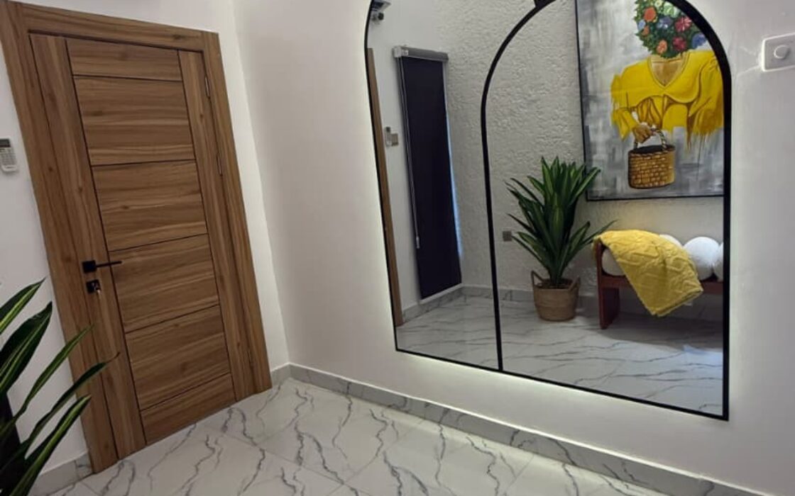 4 Bedroom Staycation Duplex Apartment