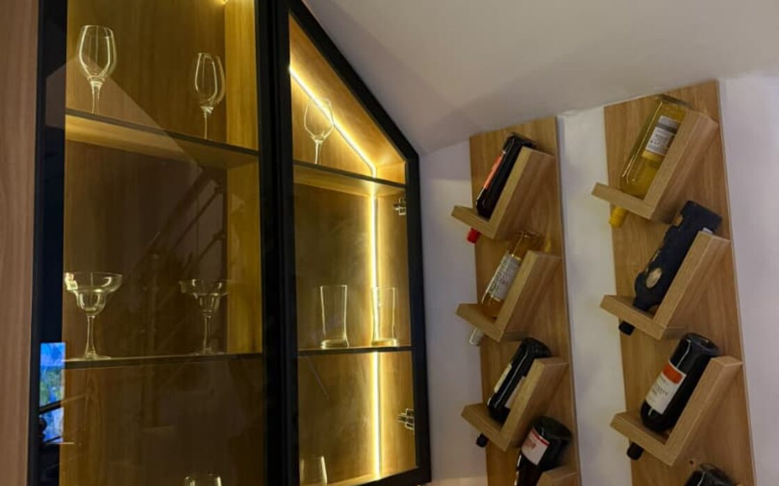 4 Bedroom Staycation Duplex Apartment
